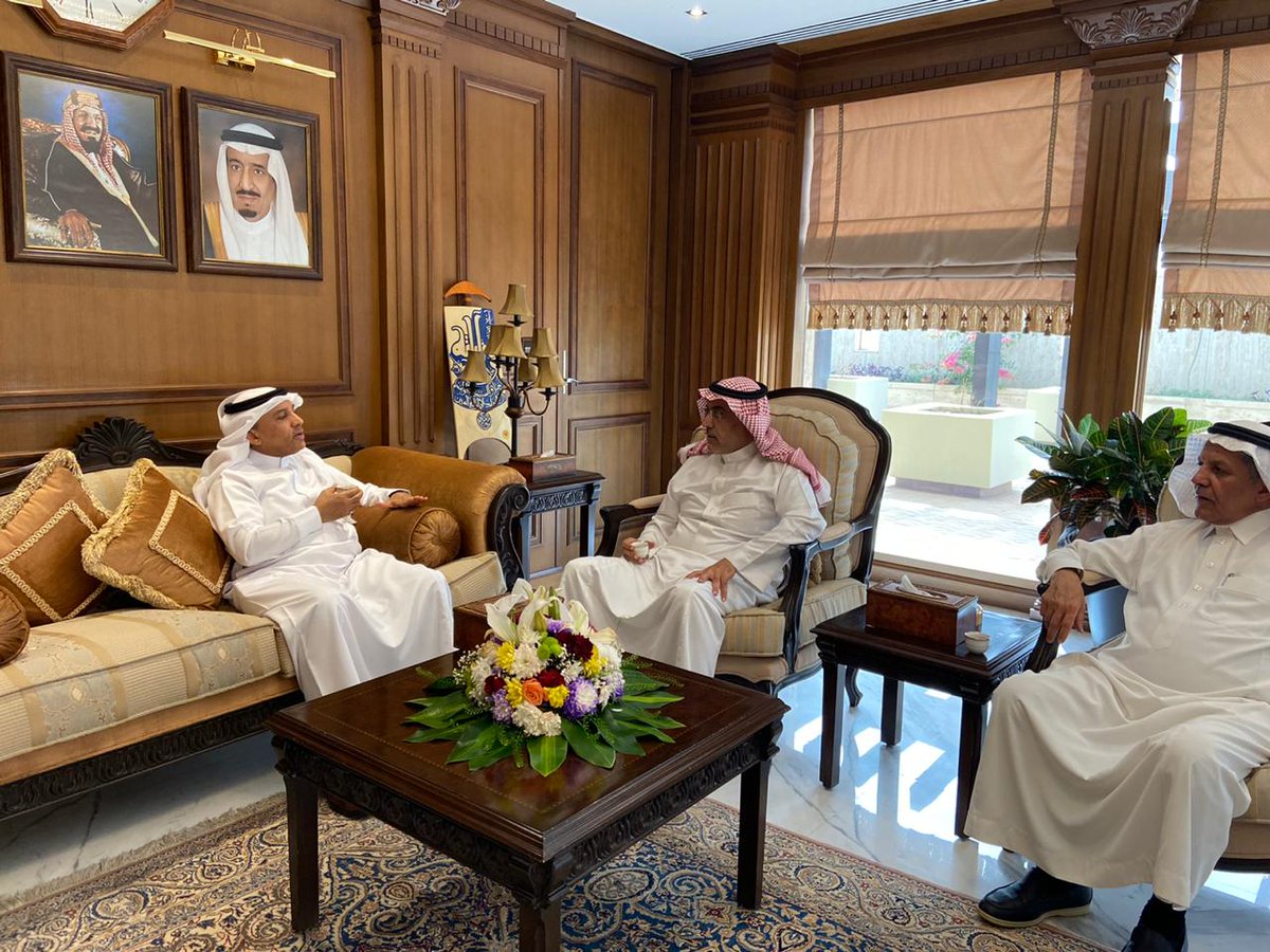 The Ambassador of the Custodian of the Two Holy Mosques meets with the Vice President and Managing Director of the Saudi Fund for Development.